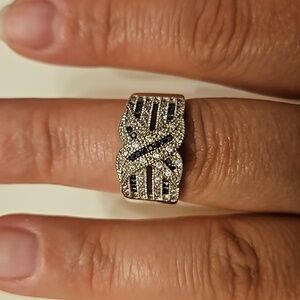 Sterling silver thick style elegant ring